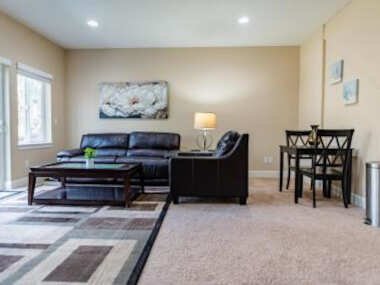 Cozy One Bedroom Unit in North West Portland