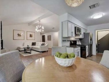 Austin Abstract Domain by Barcle Group