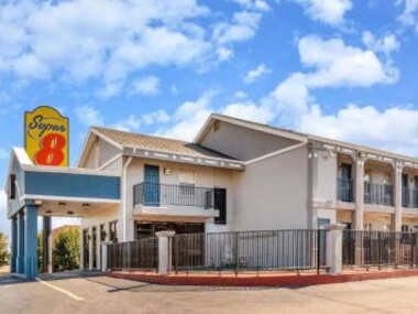Super 8 by Wyndham Tulsa/Arpt/St Fairgrounds