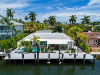 Casa Flamingo Intracoastal Front with Heated Pool a and 75 ft Dock