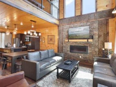 Paradise Pool Lodge