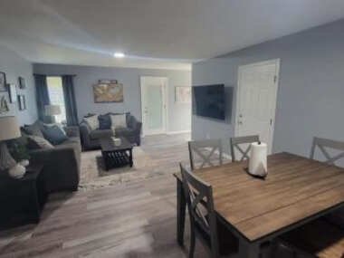 160 Overbrook 3 bedroom home with privately fenced yard and hot tub