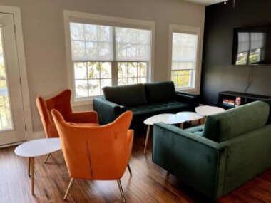 Jink Hippies and Cowboys – 7 beds – sleeps 10