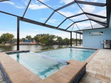 Villa Siren Calling – Cape Coral – Roelens Vacations