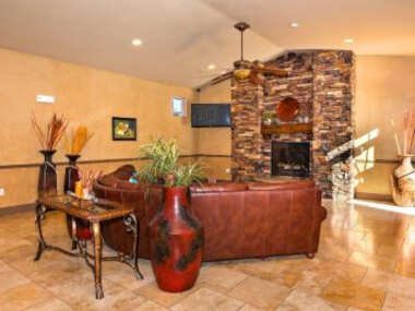 H13-Summer Sunset-Third Floor 3-bedroom Sunset View