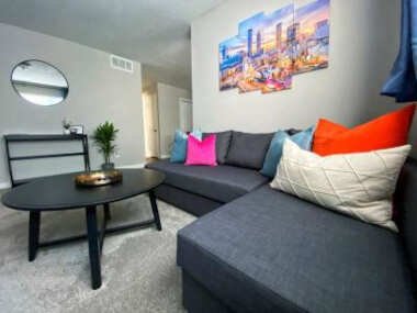 *NEW* The Traveler’s Retreat, 5 mins to airport