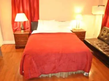 Motel house Newark NJ Room