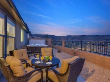 Paseos 1146 Private Hot Tub, Pickleball Court, Free Rec Center passes