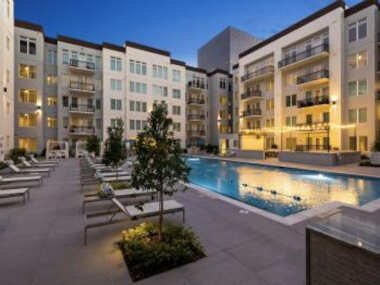 Resort-Style Apartments near The Galleria