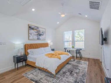 The Right Studio @ East Downtown