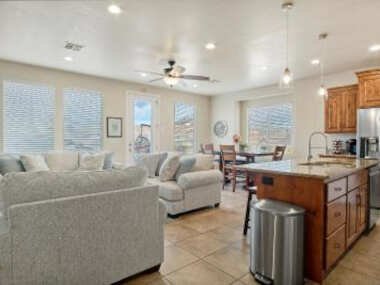 2127 Coral Ridge Undersea Sanctuary
