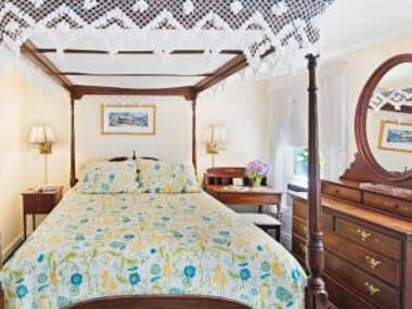 The Lightkeeper’s Inn
