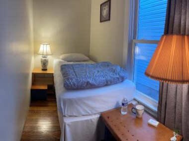 VCU Richmond VA 1 Cozy and Secured Room