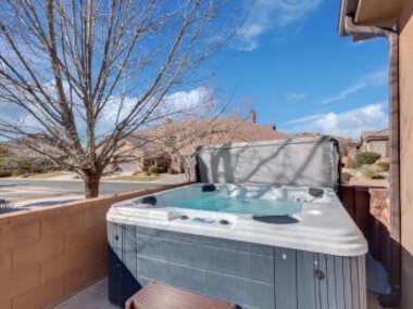 Coral Ridge 4144 Private Hot Tub, Bikes, Scooters, and near Coral Canyon Golf Course