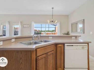 4 Bedrooms – 3 Bathrooms – Encantada 3095 YL