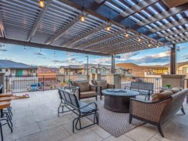2065 Zion Village XBOX, TWO LIVING ROOMS, LAZY RIVER, SLEEPS 19, X-Box