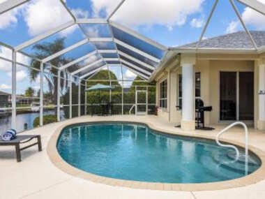 Direct Gulf Access, Heated Pool, Pool Table – Roelens Vacations – Villa Chat N’ Chill