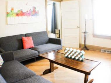 Comfortable Apartment – Pittsburgh’s Little Italy