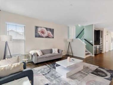 Cheerful Private Bedroom, Free Parking, Fast Wi-Fi – Shared