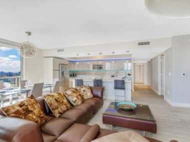 Beachwalk Resort #2301 – MODERN RESORT 3BDR and 3BA – BALCONY, GYM, AMAZING POOL