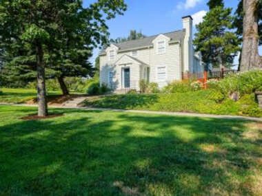 Bush Park & Downtown Charmer in Salem’s Best Location
