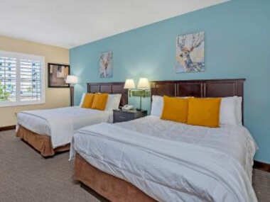 1BR Suite with Two Queen Beds – Near Disney