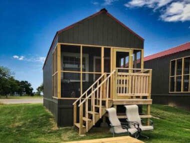 Lake Texoma Lakefront Cabin – Call of the Wild – 17