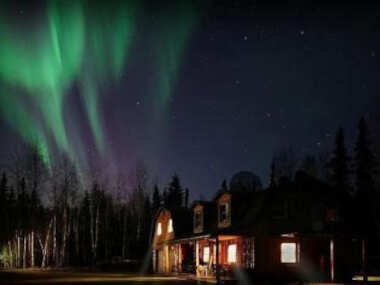 Bears Lodge with Aurora Views Dogs Welcome