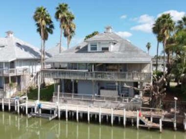 Heron’s Sea Cottage with view of Space X and just minutes from South Padre Island