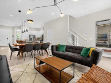 4 Bedrooms – 4,5 Bathrooms – Summerville 2652 SS