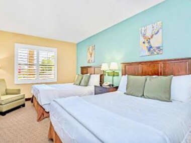 1BR Two Queen Beds – shared Pool – Near Disney