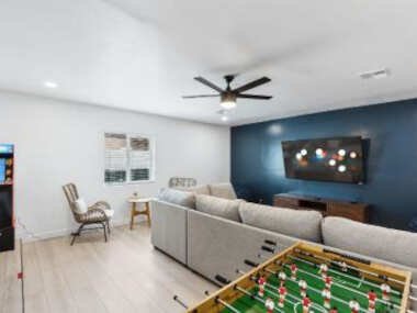 5BD Pool Game Room and Casita For Family Fun