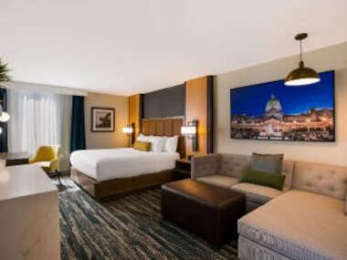 Best Western Premier the Central Hotel & Conference Center