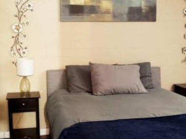 Cozy and Sweet Accommodation in Midtown Tucson