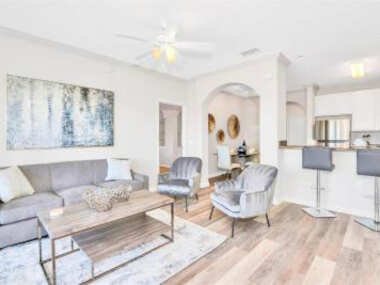 Near Disney – 3BR Condo – Pool Hot Tub Games