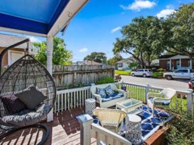 The Blue on Q A Galveston Beach Getaway