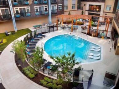Lux Highrise in Fairfax GMU Blissful Home