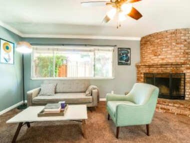 3 Bedroom Home in Mountain View