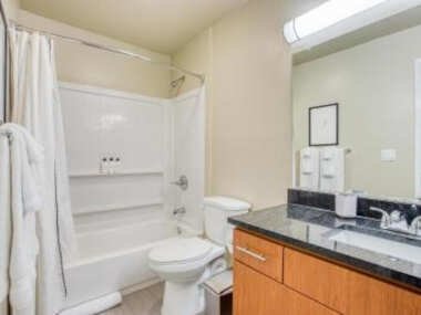 Silicon Valley 2BR Near Top Tech Companies