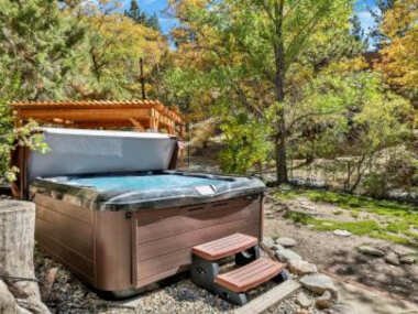 Bow Canyon Chalet by Big Bear Vacations Hot Tub Ultra Modern Resort Chalet Mins To Lifts