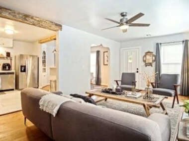 Modern Rustic 3 Bedrooms Home With Car Port