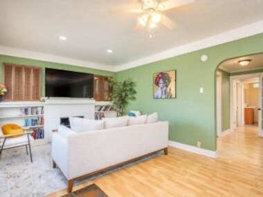 U of O Emerald House Next To Hayward Field w/ Parking!