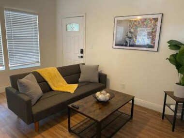 Tampas Charming 1BR Apartment in Cigar City