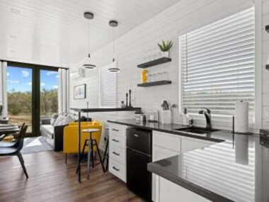 New The Yellow Beacon-Luxury Shipping Container