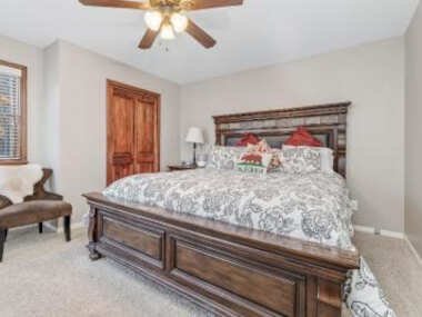 Chateau De Bjorn – Located in a beautiful, desirable area of Big Bear just a close walk to Bear Mountain
