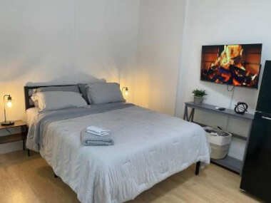 Chic Studio Flat in Tampa’s Vibrant Cigar City