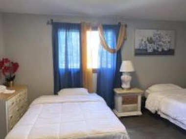 Cozy Private Room With Two Beds