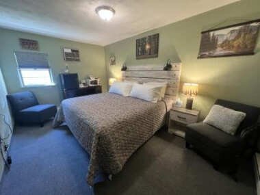 Cedars Motel