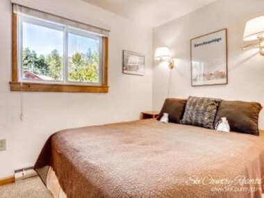 Modest and Cozy Unit Budget-Friendly with Incredible Location & Onsite Amenities PM6D