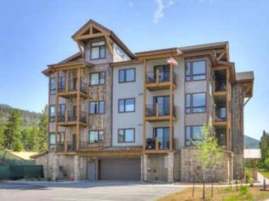Clearwater Lofts – New! Modern 2 Bedroom Near Keystone Lake